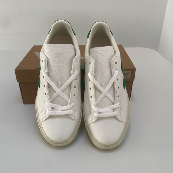 Veja Campo Leather Sneaker Extra White/Emeraude Green size 39EU/8US New in Box - Picture 5 of 7